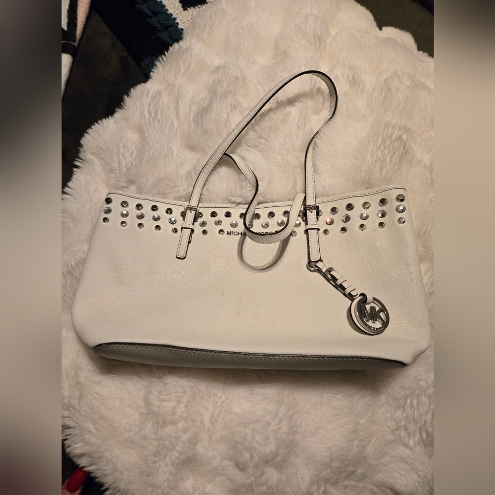White Micheal Kors purse